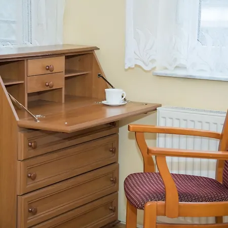 アパート Centrum ヘーヴィーズ